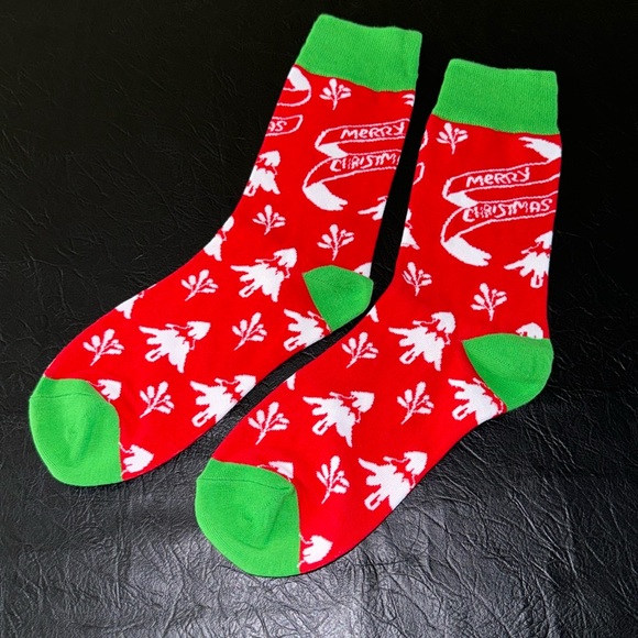 Socks, Christmas Socks - Unisex Crew Socks “Merry Christmas”NEW - Picture 1 of 7